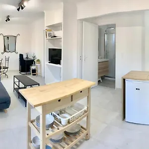 t2-bis-cosy-rnov-en-2019-avignon-centre-ville.fr-provencehotel.com/