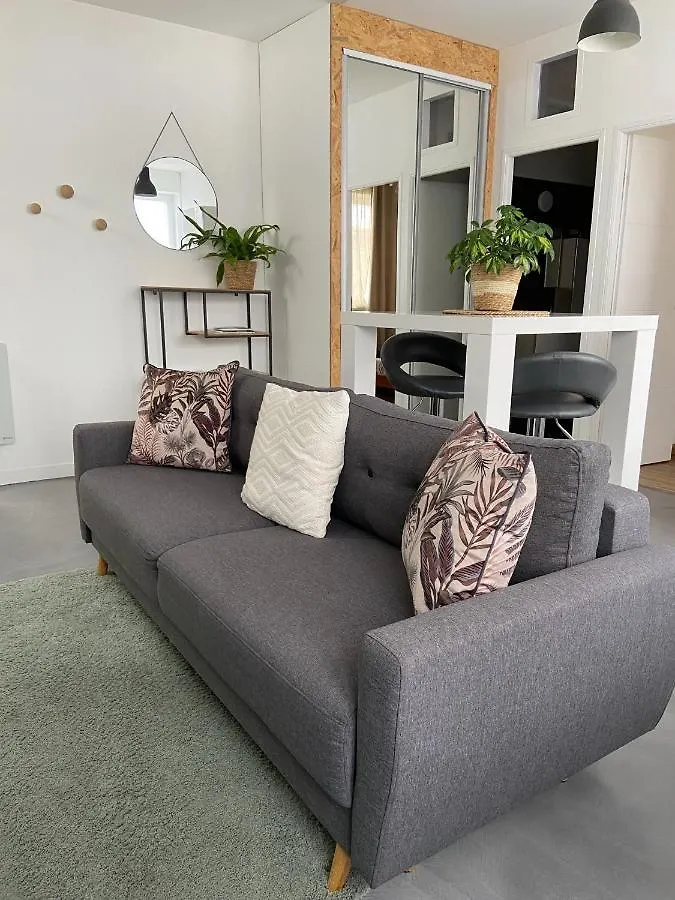 Appartement T2 Proche De La Gare Bourg En Bresse 0*, Bourg-en-Bresse France